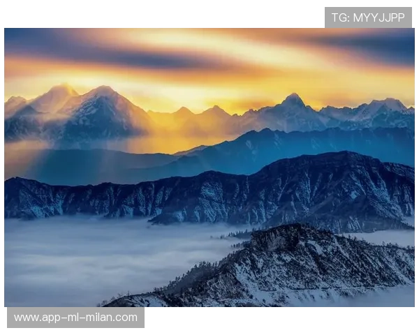 _高山云端：在雪山之巅进行的特殊赛事_，高山云层