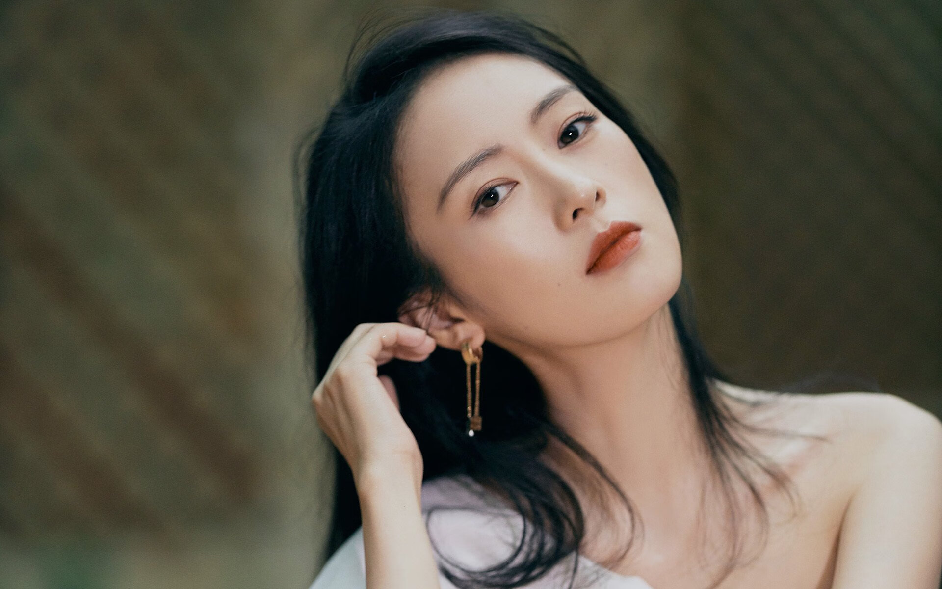 仰泳冲刺吉尔吉斯斯坦选手状态稳定,人生贵相如何必金与钱