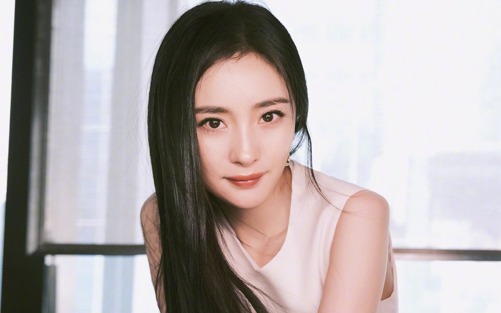 全黑队的球员展现出的强大凝聚力,成就了团队的卓越表现,黑球球员